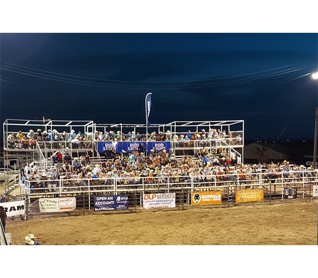 South End Sky Boxes,
Reserved Bleachers
and Arena Boxes